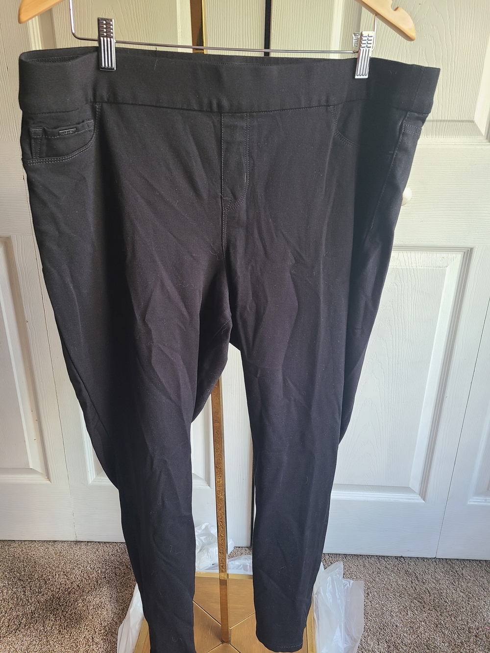 Nine West Black Skinny Ponte Pants